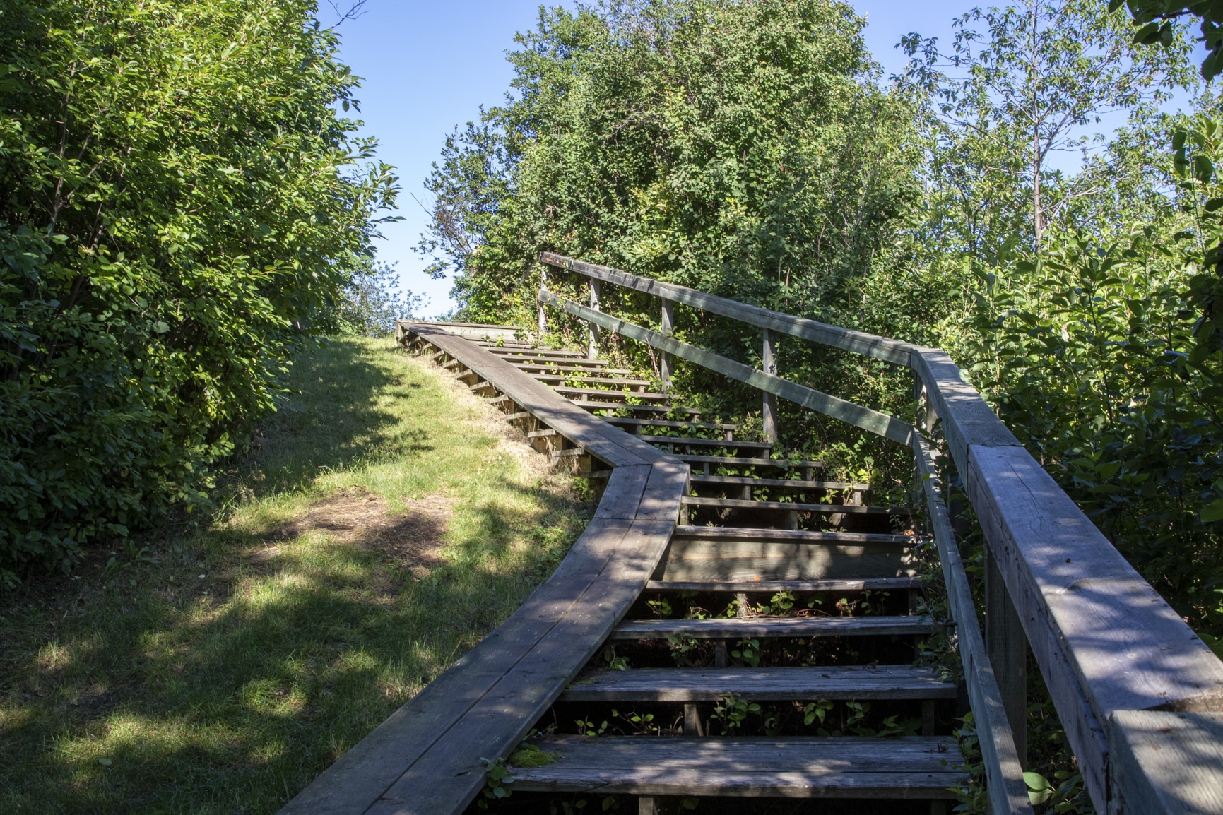 Sir Winston Churchill Provincial Park Long Point Trail stairs